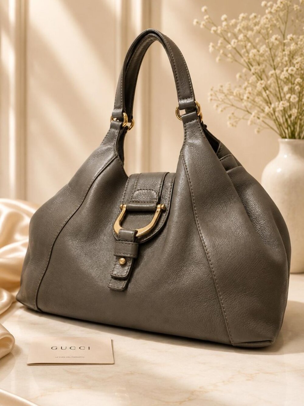 Authentic Gucci D Ring Hobo Shoulder Bag Gray Pebbled Leather Large Tote Purse